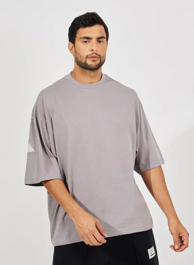 Styli Back Applique Detail Pure Cotton Boxy T-Shirt